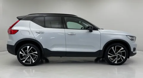WK70XLL Volvo XC40 2.0 B4P R DESIGN Pro 5dr Auto Thumbnail #6
