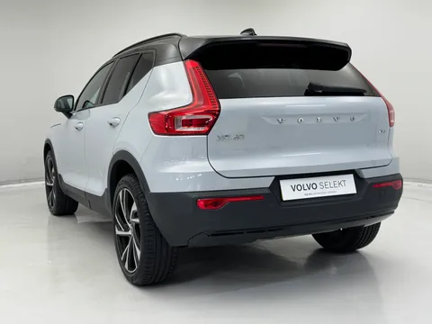 WK70XLL Volvo XC40 2.0 B4P R DESIGN Pro 5dr Auto Thumbnail #9