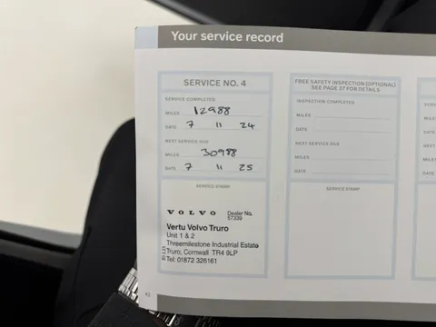 WK70XLL Volvo XC40 2.0 B4P R DESIGN Pro 5dr Auto Thumbnail #27