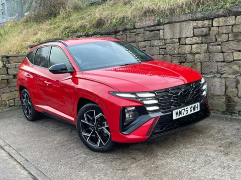 MW75XWH Hyundai Tucson 1.6T 150 N Line 5dr Thumbnail #1