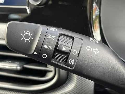 MD75NKM Hyundai i10 1.0 [63] Advance 5dr Auto [Nav] Thumbnail #19