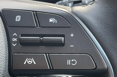 EA74CSZ Hyundai Bayon 1.0 TGDi Premium 5dr Thumbnail #17