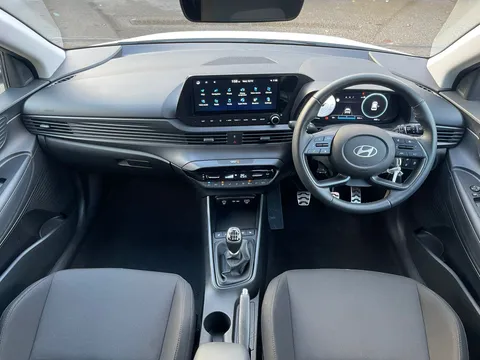 EA74CSZ Hyundai Bayon 1.0 TGDi Premium 5dr Thumbnail #25