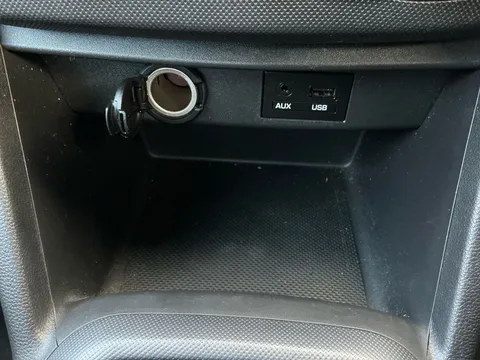 25 of 32 for Hyundai i10 1.0 SE 5dr - ZERO DEPOSIT FINANCE & CASHBACK AVAILABLE