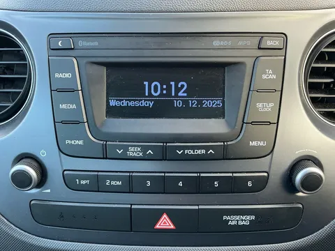 28 of 32 for Hyundai i10 1.0 SE 5dr - ZERO DEPOSIT FINANCE & CASHBACK AVAILABLE