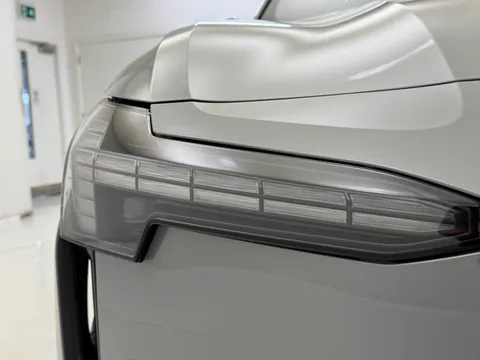 DN75WXS Volvo Ex30 200kW SM Extended Range Plus 69kWh 5dr Auto Thumbnail #28