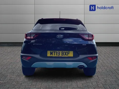 MT19BXF Kia Stonic 1.6 CRDi First Edition 5dr Thumbnail #7