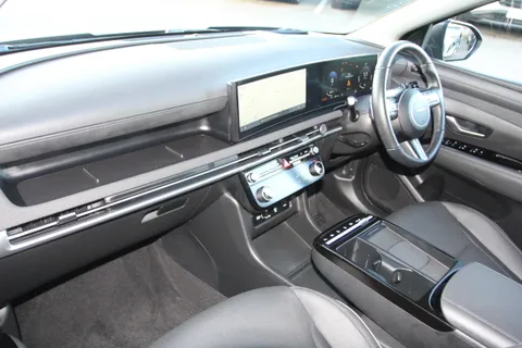 DC25OUN Hyundai Tucson 1.6T Plug-in Hybrid Ultimate 5dr Auto Thumbnail #8