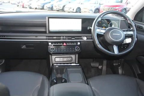 DC25OUN Hyundai Tucson 1.6T Plug-in Hybrid Ultimate 5dr Auto Thumbnail #15