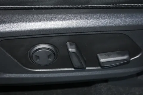 DC25OUN Hyundai Tucson 1.6T Plug-in Hybrid Ultimate 5dr Auto Thumbnail #20