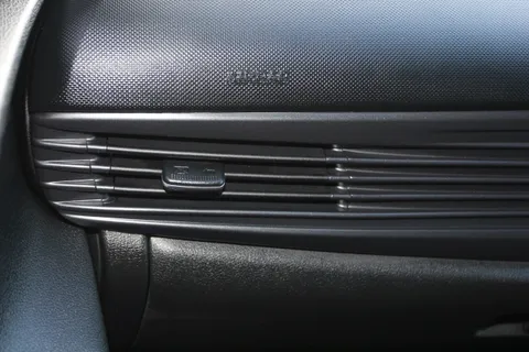 DC25OVN Hyundai i20 1.0T GDi Premium 5dr DCT Thumbnail #14