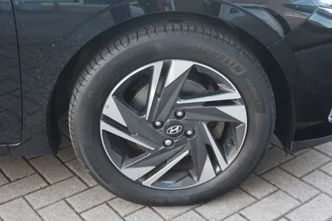 DE71FHH Hyundai i20 1.0T GDi 48V MHD SE Connect 5dr Thumbnail #9