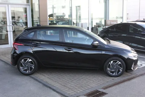 DE71FHH Hyundai i20 1.0T GDi 48V MHD SE Connect 5dr Thumbnail #5