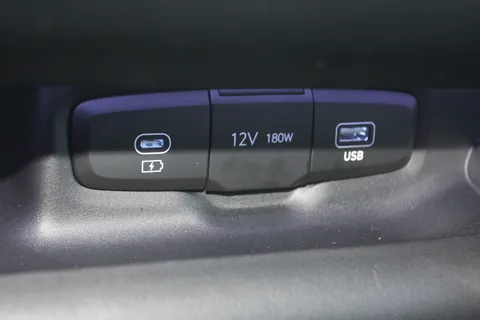 DG25YOY Hyundai Inster 85kW 02 49kWh 5dr Auto Thumbnail #14