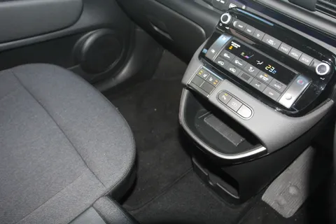 DG25YOY Hyundai Inster 85kW 02 49kWh 5dr Auto Thumbnail #26