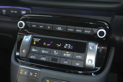 DG25YOY Hyundai Inster 85kW 02 49kWh 5dr Auto Thumbnail #28