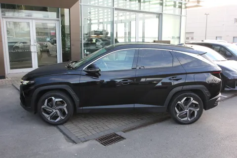 DV71XTD Hyundai Tucson 1.6 TGDi Hybrid 230 Ultimate 5dr 2WD Auto Thumbnail #5