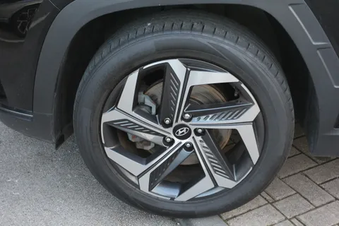 DV71XTD Hyundai Tucson 1.6 TGDi Hybrid 230 Ultimate 5dr 2WD Auto Thumbnail #6