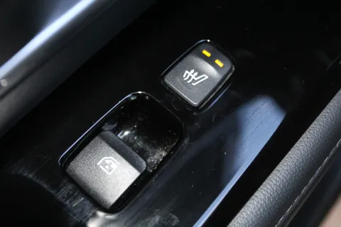 DV71XTD Hyundai Tucson 1.6 TGDi Hybrid 230 Ultimate 5dr 2WD Auto Thumbnail #17