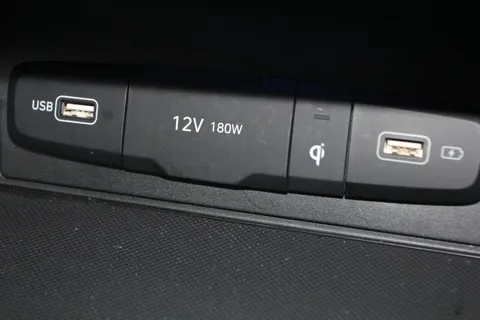 DV71XTD Hyundai Tucson 1.6 TGDi Hybrid 230 Ultimate 5dr 2WD Auto Thumbnail #33