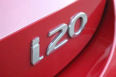 ML71ZGN Hyundai i20 1.0T GDi Element 5dr Thumbnail #12