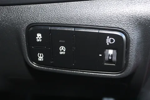 ML71ZGN Hyundai i20 1.0T GDi Element 5dr Thumbnail #15