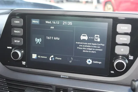 ML71ZGN Hyundai i20 1.0T GDi Element 5dr Thumbnail #24