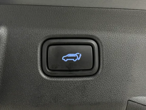 DN73EHW Hyundai Tucson 1.6 TGDi Ultimate 5dr 2WD Thumbnail #8