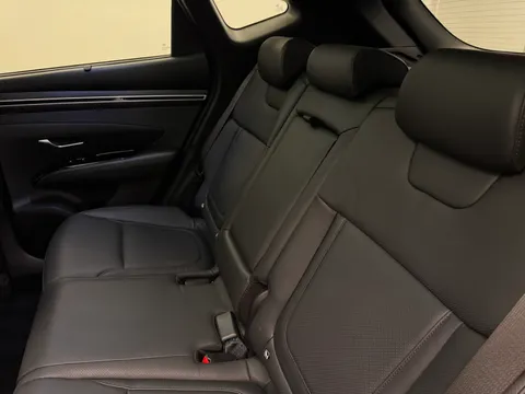 DN73EHW Hyundai Tucson 1.6 TGDi Ultimate 5dr 2WD Thumbnail #10