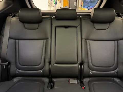 DN73EHW Hyundai Tucson 1.6 TGDi Ultimate 5dr 2WD Thumbnail #15