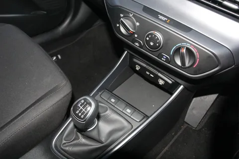 MJ75XWS Hyundai i20 1.0T GDi Advance [Nav] 5dr Thumbnail #20