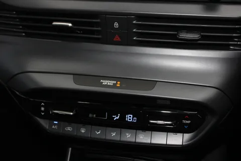 EK74YDL Hyundai Bayon 1.0 TGDi Premium 5dr Thumbnail #19