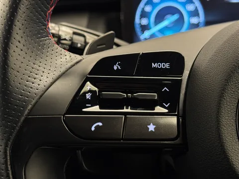 DG73NKP Hyundai Tucson 1.6 TGDi Hybrid 230 N Line 5dr 2WD Auto Thumbnail #15