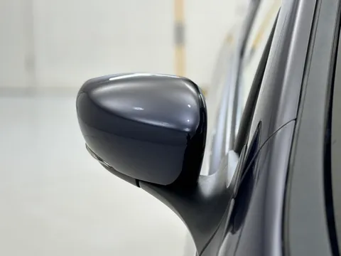 29 of 32 for Renault Zoe 100kW Riviera Limited Edn R135 50kWh RC 5dr Auto