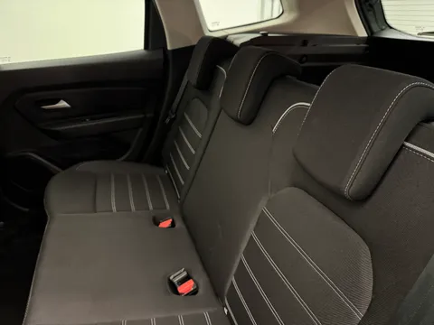 WP24YWK Dacia Duster 1.0 TCe 90 Journey 5dr Thumbnail #10