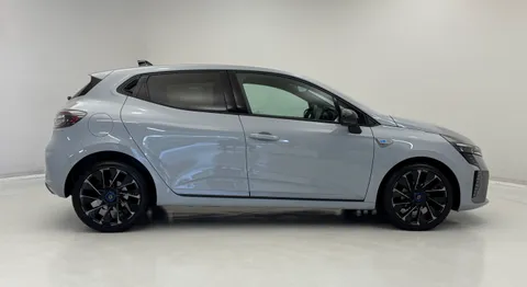 HV74LLW Renault Clio 1.0 TCe 90 Esprit Alpine 5dr Thumbnail #5