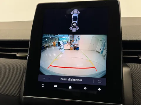 HV74LLW Renault Clio 1.0 TCe 90 Esprit Alpine 5dr Thumbnail #24