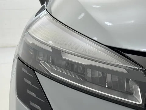 HV74LLW Renault Clio 1.0 TCe 90 Esprit Alpine 5dr Thumbnail #32