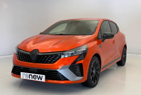 DN24FOV Renault Clio 1.6 E-TECH full hybrid 145 Esprit Alpine 5dr Auto Thumbnail #3