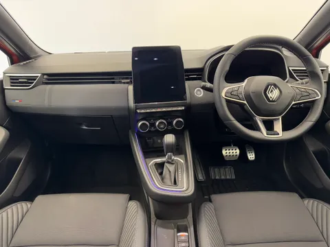 DN24FOV Renault Clio 1.6 E-TECH full hybrid 145 Esprit Alpine 5dr Auto Thumbnail #11