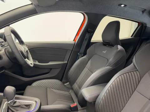 DN24FOV Renault Clio 1.6 E-TECH full hybrid 145 Esprit Alpine 5dr Auto Thumbnail #13