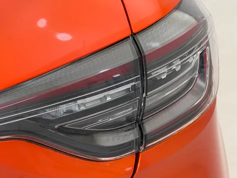 DN24FOV Renault Clio 1.6 E-TECH full hybrid 145 Esprit Alpine 5dr Auto Thumbnail #34