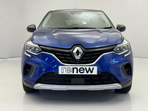 DA72CHV Renault Captur 1.6 E-TECH Hybrid 145 Iconic Edition 5dr Auto Thumbnail #2