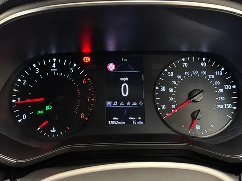 DY70LCM Renault Clio 1.0 TCe 100 Iconic 5dr Thumbnail #25