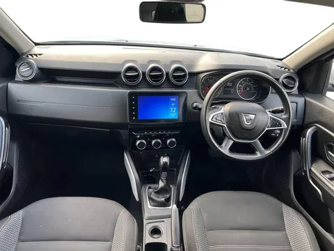 DY72VKX Dacia Duster 1.3 TCe 150 Prestige 5dr EDC Thumbnail #11