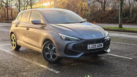 LJ25ADN Mg Motor Uk Mg3 1.5 Hybrid Trophy 5dr Auto Thumbnail #1