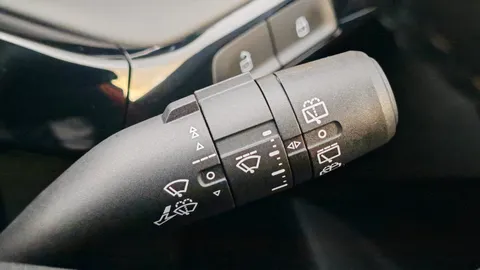 LJ25ADN Mg Motor Uk Mg3 1.5 Hybrid Trophy 5dr Auto Thumbnail #36