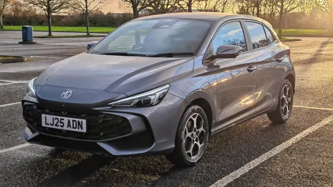 LJ25ADN Mg Motor Uk Mg3 1.5 Hybrid Trophy 5dr Auto Thumbnail #3