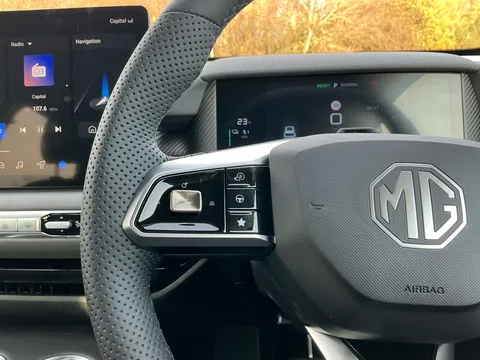 DG75NKA Mg Motor Uk MGS5 170kW Trophy EV Long Range 64kWh 5dr Auto Thumbnail #27