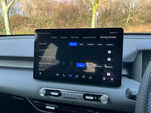 DG75NKA Mg Motor Uk MGS5 170kW Trophy EV Long Range 64kWh 5dr Auto Thumbnail #30